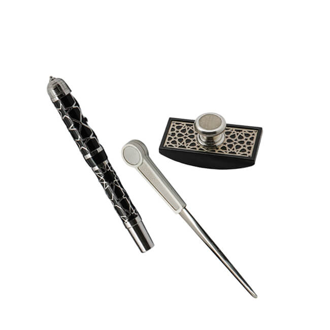 Andalusia Pen Black