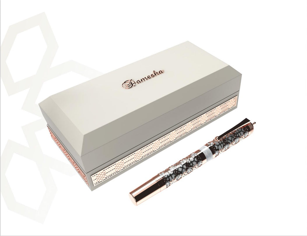 Dameska Pen