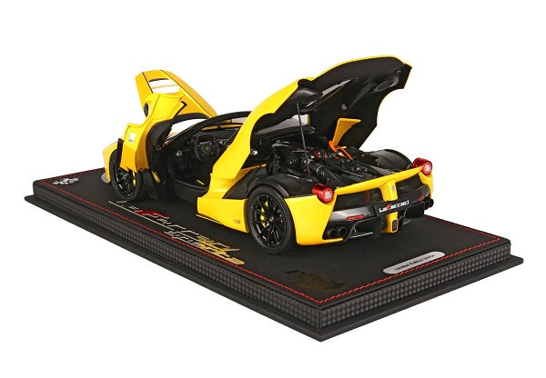 Ferrari LaFerrari APERTA Giallo Tristrato