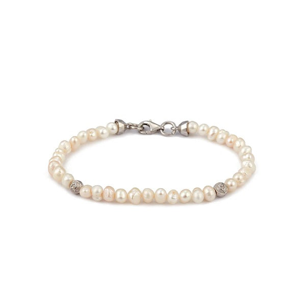 Pearl Bracelet in Silver
