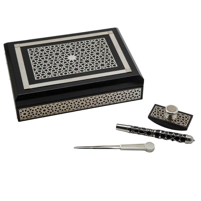 Andalusia Pen Black