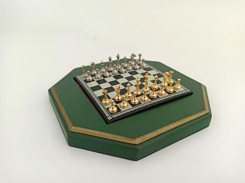 Italfama Green and White octagonal Chess set